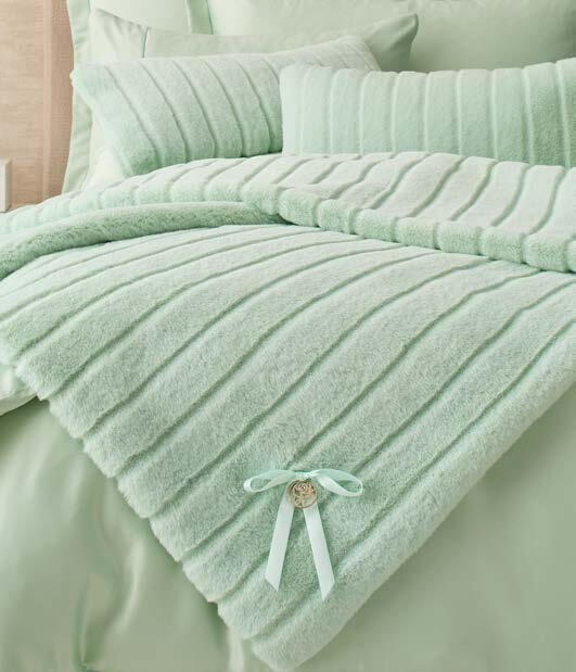 Pres Les Luxury Faux Furs